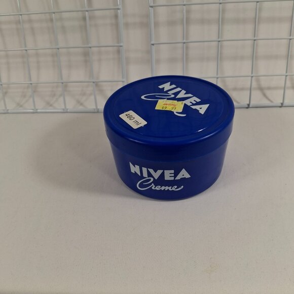 Vintage Collectible Empty Nivea Jar Blue Screw Top Lid D 4.5 x H 2.75 Inches - Picture 8 of 9